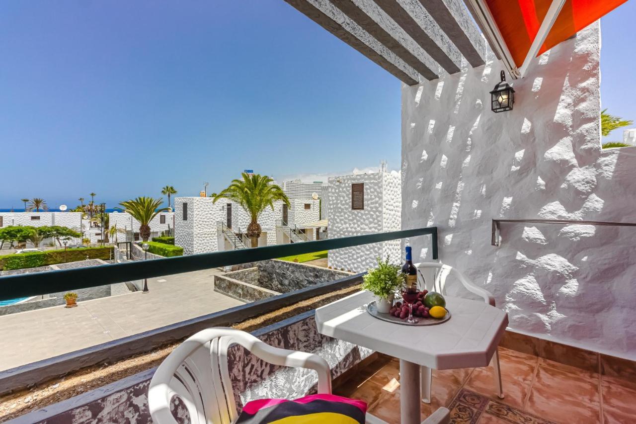 Apartment Apart America - 150 Meters From The Beach, Free Wi-Fi 아로나 외부 사진